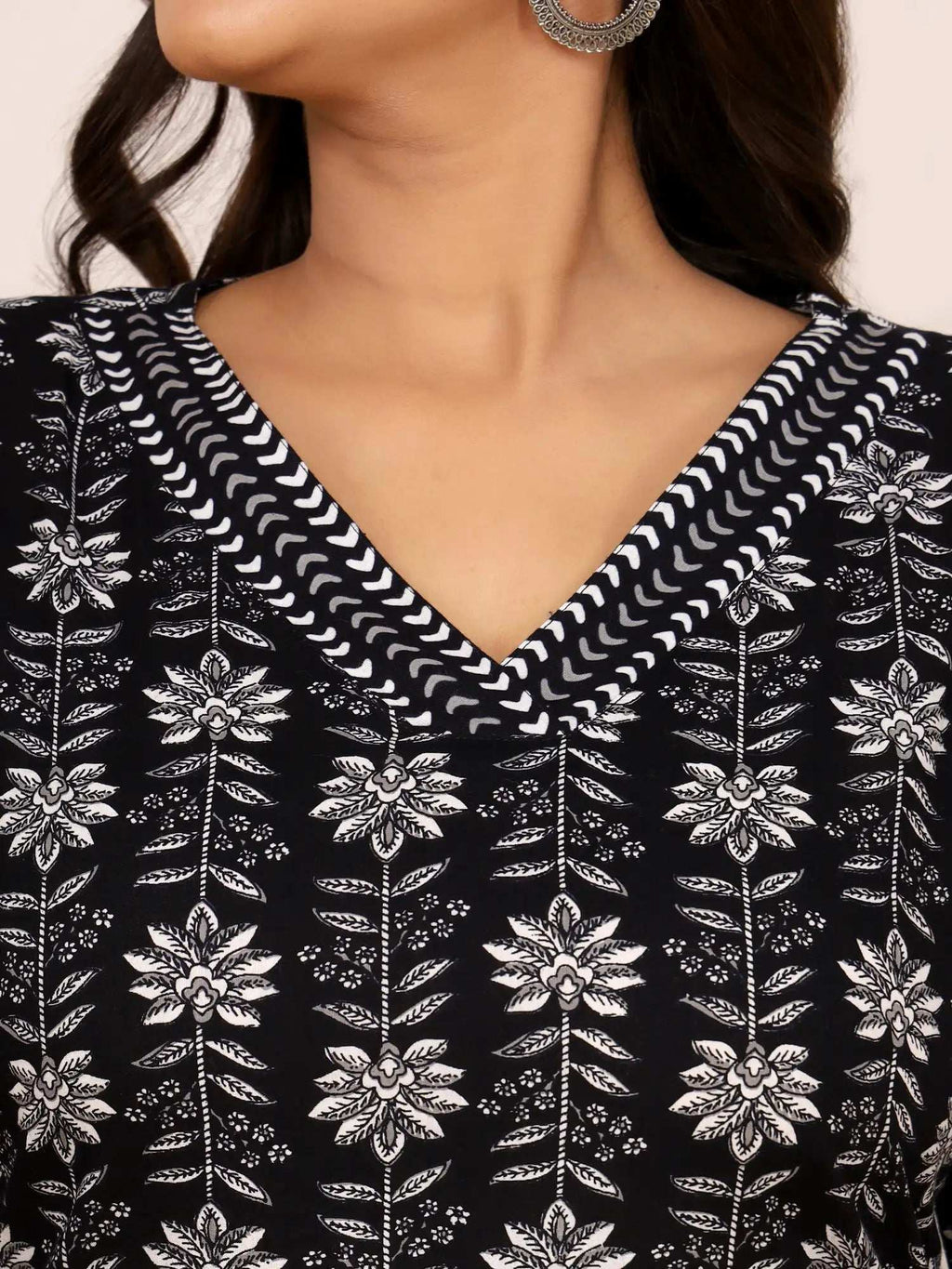 Sanganeri Black & White Floral Print Cotton Top