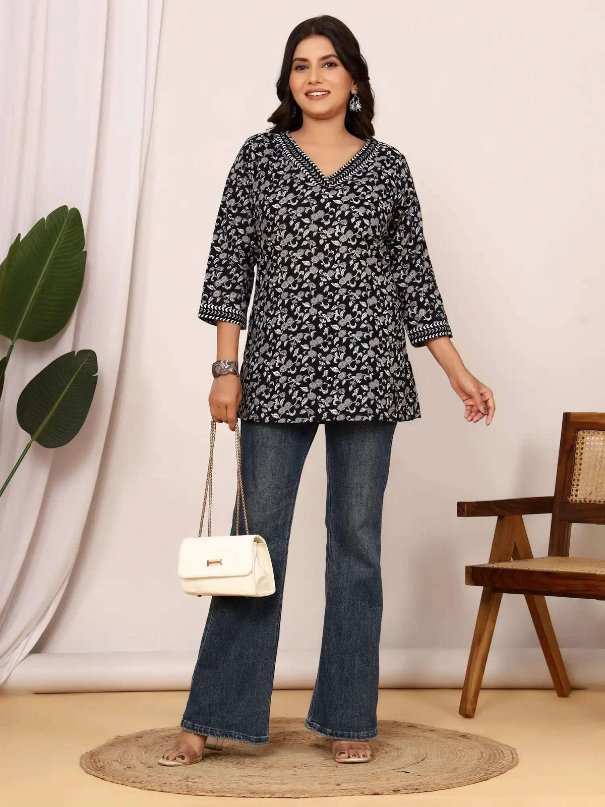 Sanganeri Black & White Floral Cotton Top