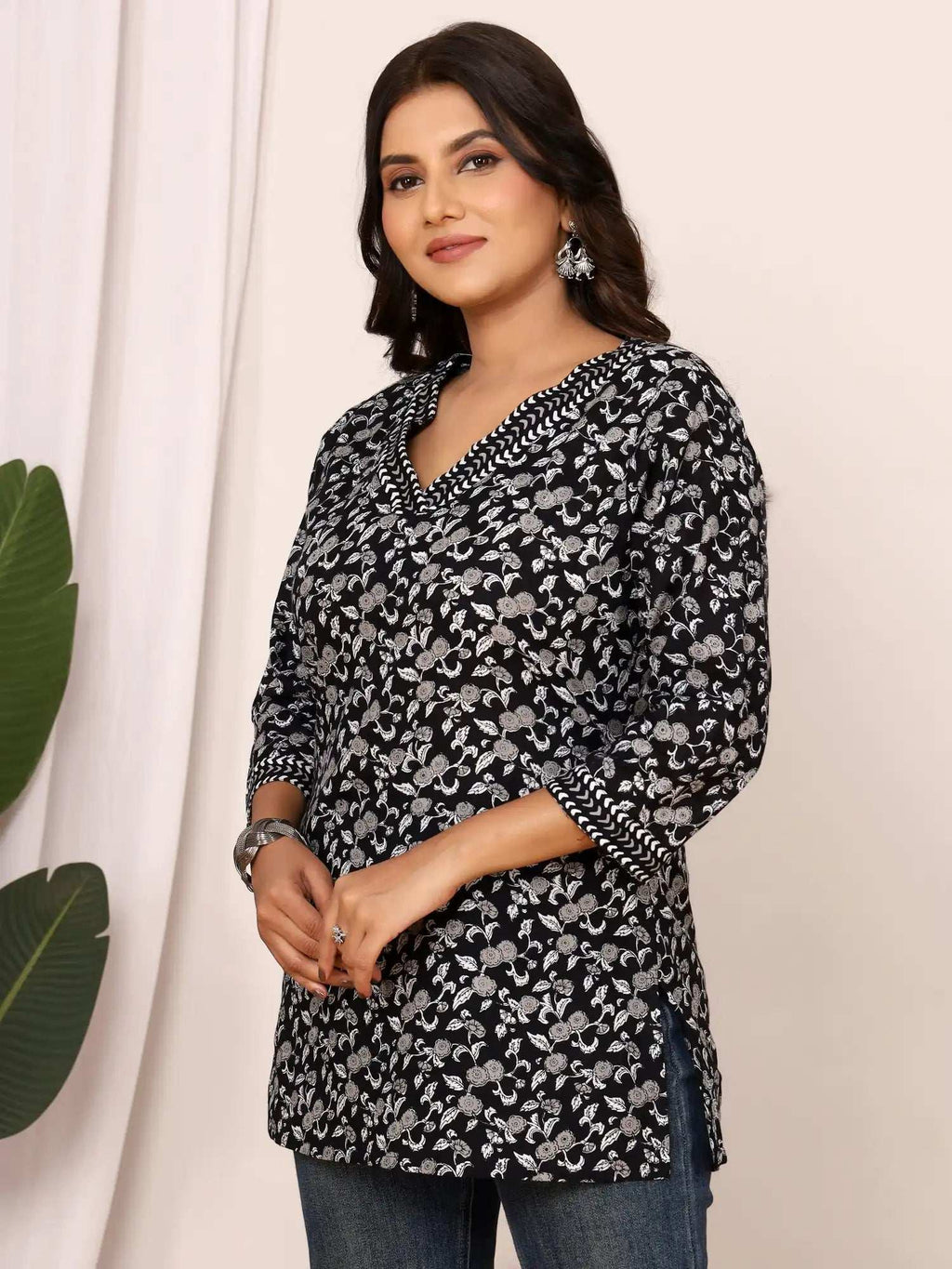 Sanganeri Black & White Floral Cotton Top