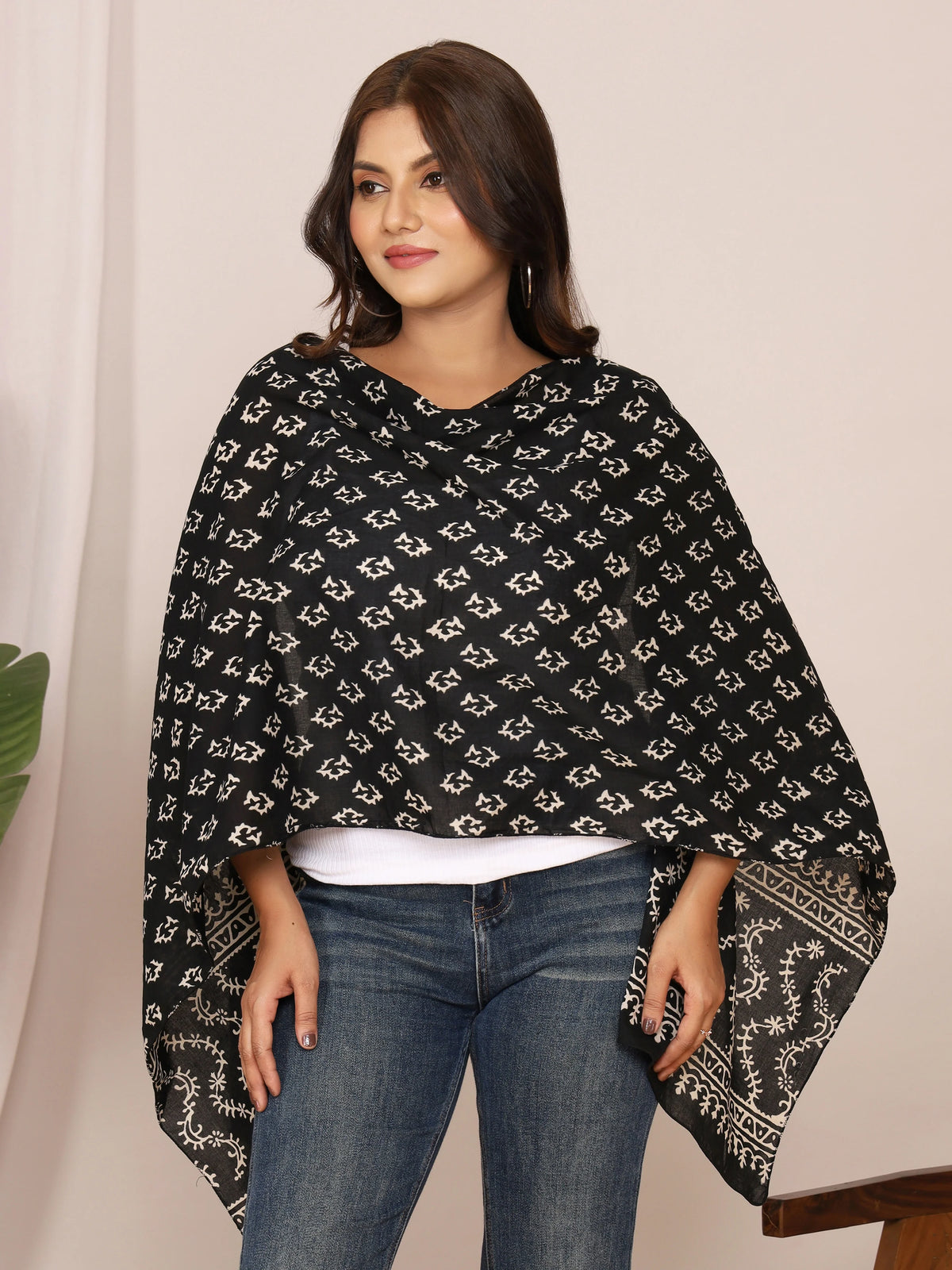 Black & White Handblock Discharge Print Pure Cotton Stole