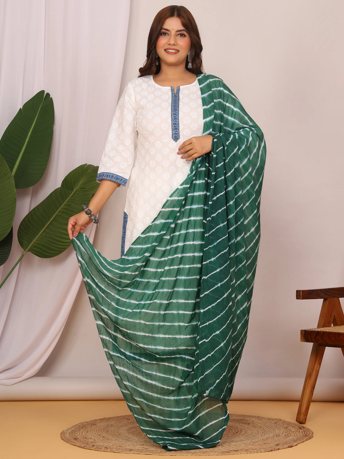 Bottle Green Pure Cotton Hand Tied Lehriya Dupatta (2.5 Meter)