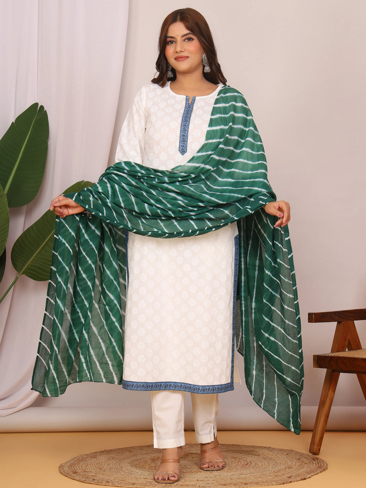 Bottle Green Pure Cotton Hand Tied Lehriya Dupatta (2.5 Meter)