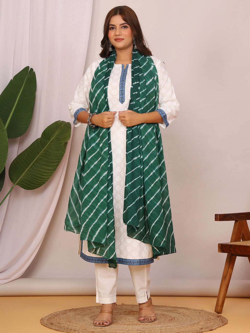 Bottle Green Pure Cotton Hand Tied Lehriya Dupatta (2.5 Meter)