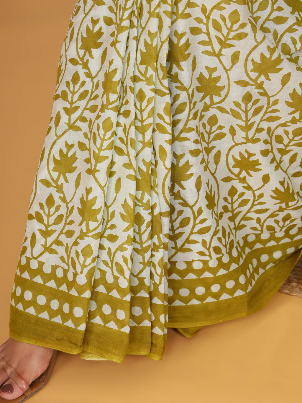 Pure Cotton Olive Green and White Saree with Traditional Floral Sanganeri Print