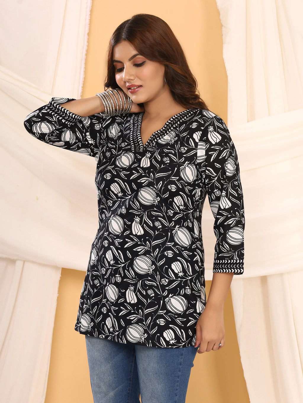 Sanganeri Black & White Floral Print Pure Cotton Top