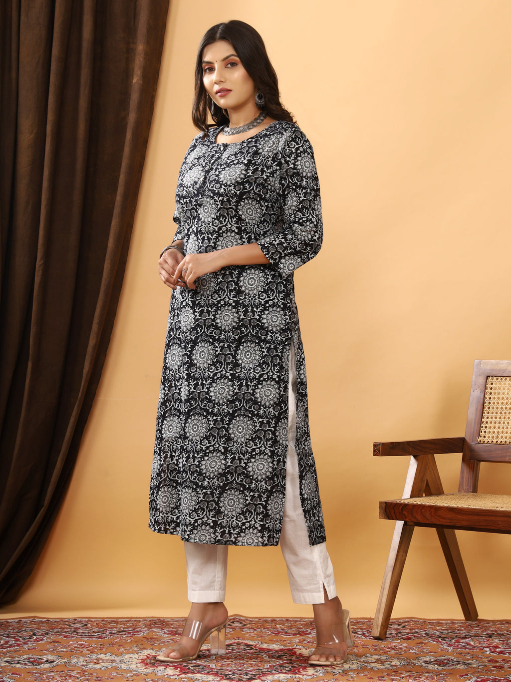 Sanganeri Floral Rangoli Print Black Cotton Kurti