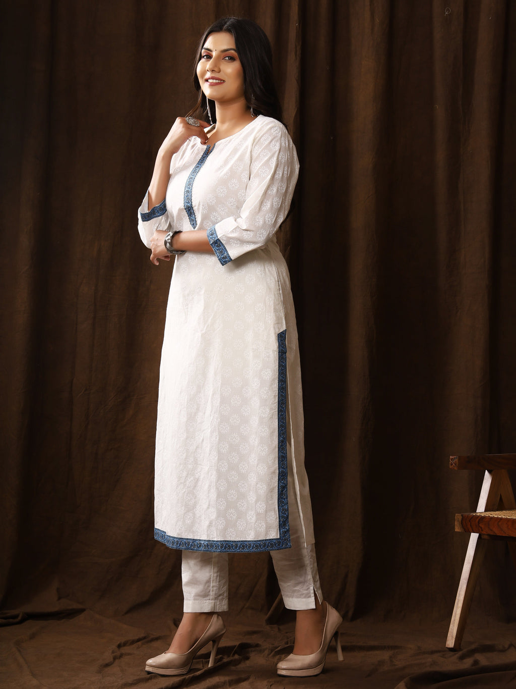 Sanganeri Buti Print White Cotton Kurti