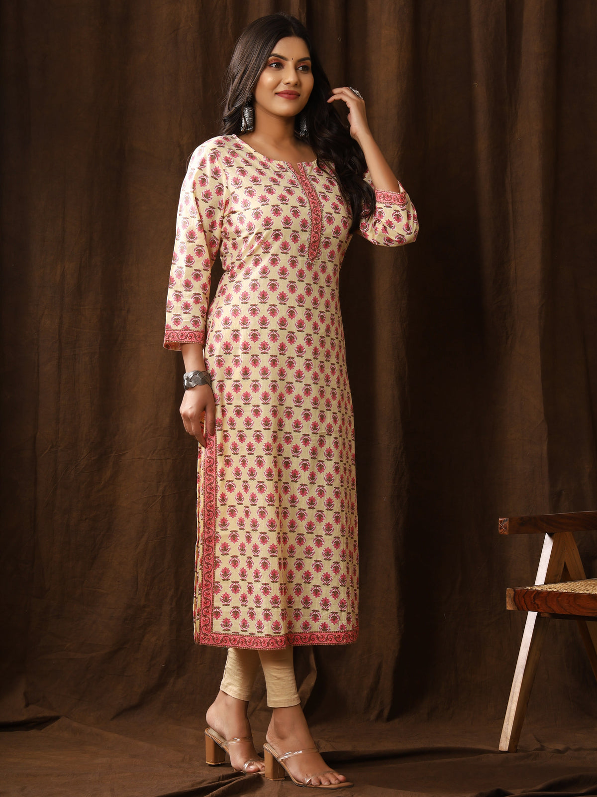 Sanganeri Gulmohar Buti Print Light Yellow Cotton Kurti
