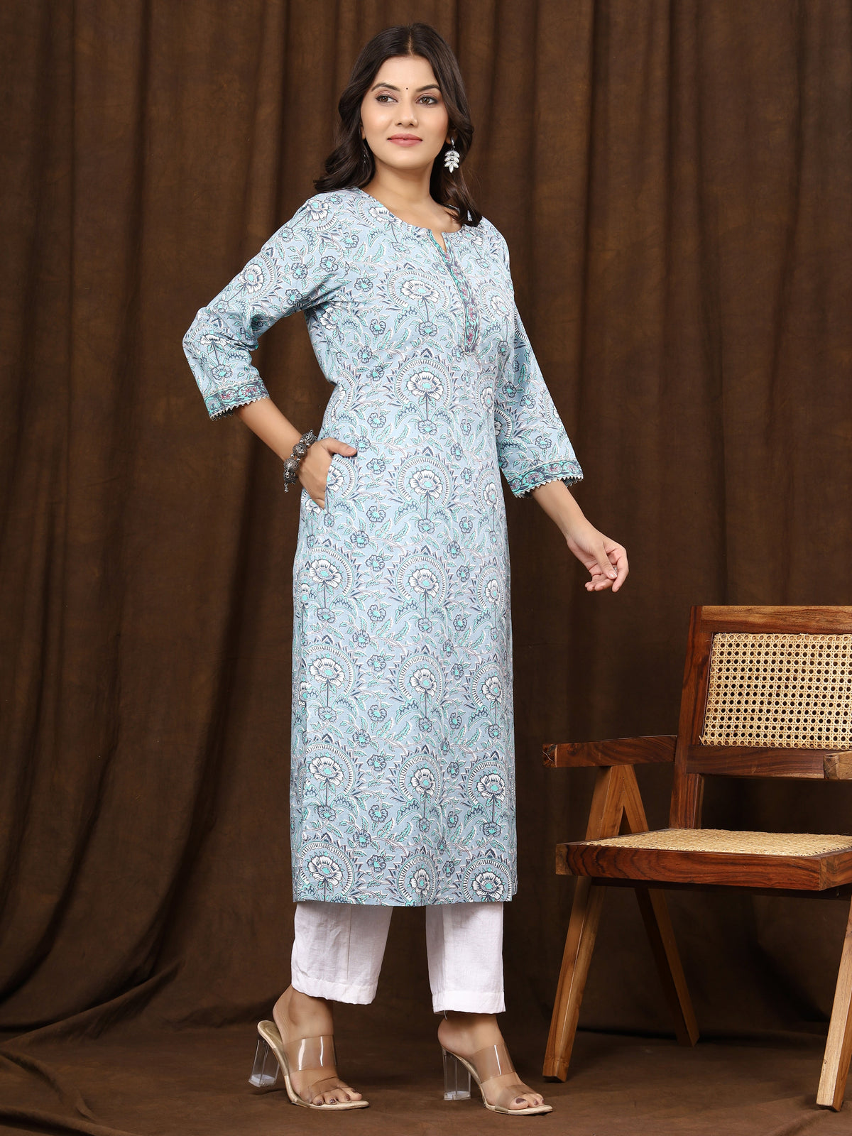 Sanganeri Buti Jaal Print Grey Cotton Kurti