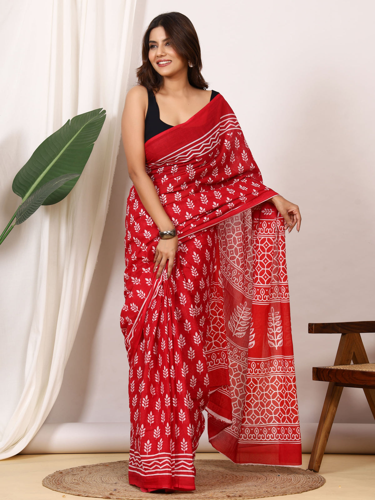 Pure Cotton Red Saree with White Leaf Block Print and Geometric Pallu