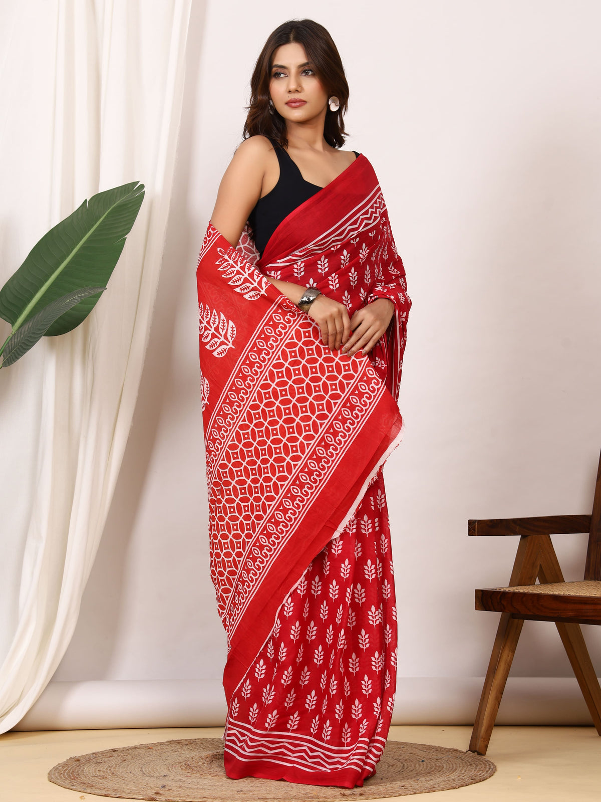 Pure Cotton Red Saree with White Leaf Block Print and Geometric Pallu