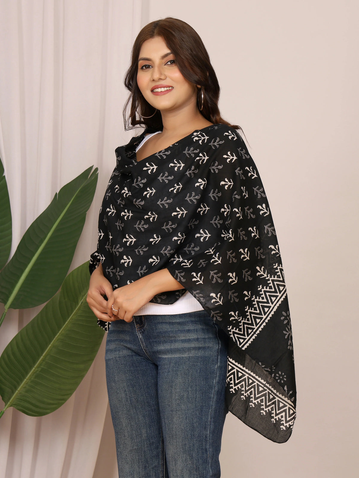 Black & White Handblock Discharge Print Pure Cotton Stole with Floral Boota Design