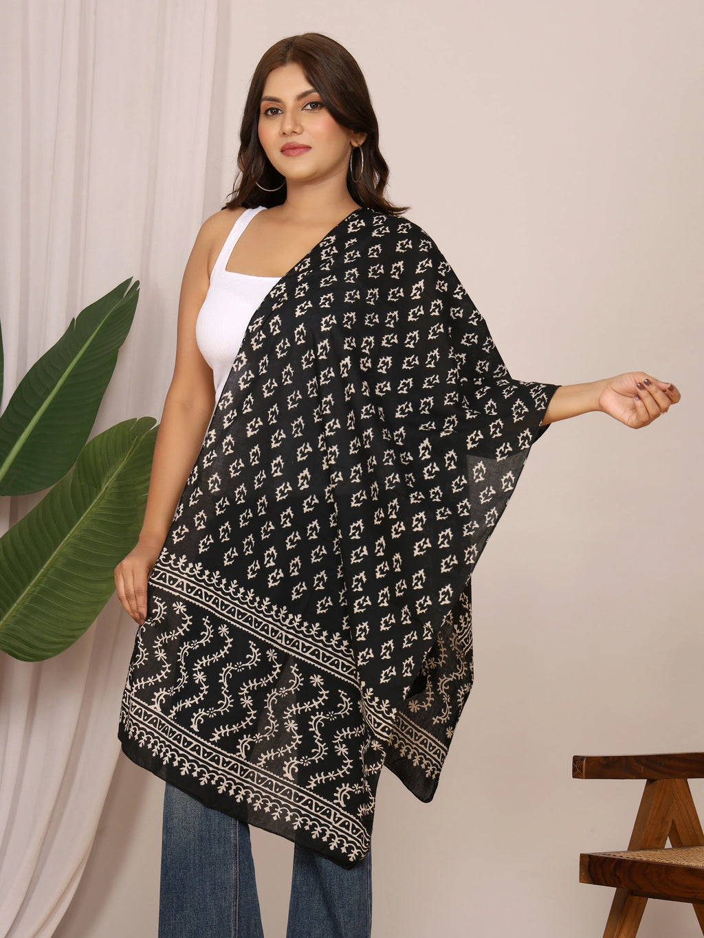 Black & White Handblock Discharge Print Pure Cotton Stole